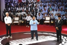 Prabowo Jadikan Standar...