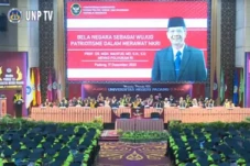 Cawapres Mahfud MD Orasi...