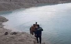 Tak Kunjung Pulang,...
