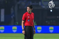 Thomas Doll Takjub Wasit...