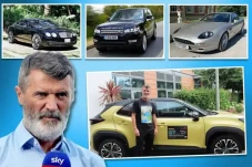 Intip Koleksi Mobil...
