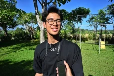 Kritisi Masalah Sampah,...