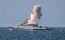 Rusia Terima Kapal Perang...