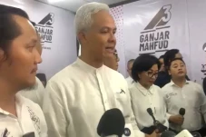 Dapat Dukungan dari...