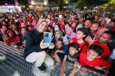 Momen Warga Surabaya...