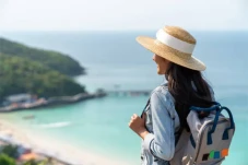 6 Tips Solo Traveling...
