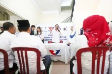 HT Harap Gerobak Perindo...