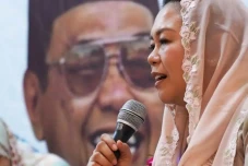 Yenny Wahid ke Para...