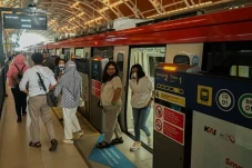 Siap-siap, LRT Jabodebek...