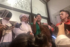 Keluarga Besar Pecinta...