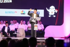 Harus Lebih Cepat Maju,...