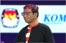 Mahfud Pandang Sistem...