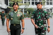 Berapa Uang Pensiun...