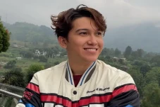 5 Artis yang Mengalami...