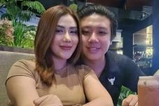 Geger Asisten Rey Utami...