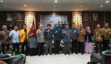 Gunawan Budiyanto Pimpin...