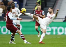 Hasil Liga Inggris:...