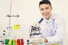 11 Universitas Negeri...