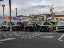 Pengiriman Mobil di...