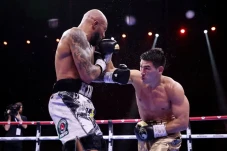 Kejamnya Dmitry Bivol:...