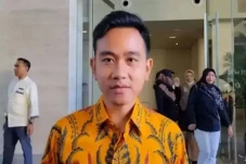 Hadiri Natal 2023 di...