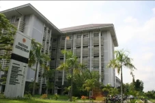 Biaya Kuliah Kedokteran...