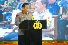 Kapolri Minta Maaf Kinerja...