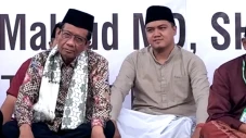 Hadir di Sukabumi, Mahfud...