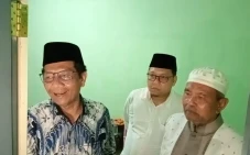 Mahfud Kenang Suasana...