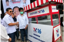 Terima Gerobak Gratis,...