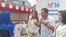 Terima Bantuan Gerobak,...