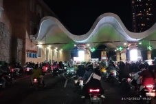 Ingin Lihat Pesta Kembang...