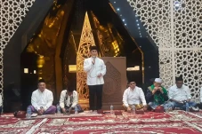 Peringati Harlah ke-81...