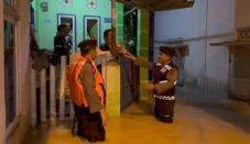 Digerojok Hujan Deras,...