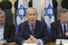 Mengapa Benjamin Netanyahu...