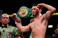 Kekuatan Jose Valenzuela...