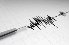 Gempa M5,9 Guncang Bayah...