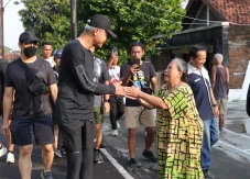 Belanja untuk Kerja...