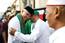 Sambutan Hangat Keluarga...
