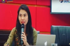 Jadi Panelis Debat Ketiga...