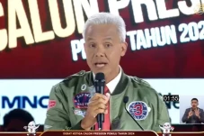 Tutup Debat Ketiga Pilpres...