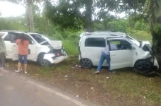 Terlibat Tabrakan Beruntun,...