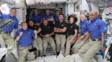 Cara Astronot Cuci Baju...