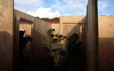 Brigade Al-Qassam Ledakkan...