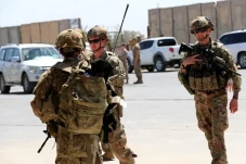 Irak Ingin Usir Tentara...