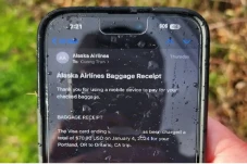Viral, iPhone Ini Masih...