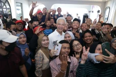 Cair Banget, Ganjar...