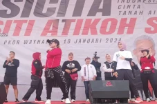 Senam Bareng Ribuan...