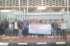 Aliansi Mahasiswa Desak...