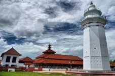 7 Peninggalan Kerajaan...